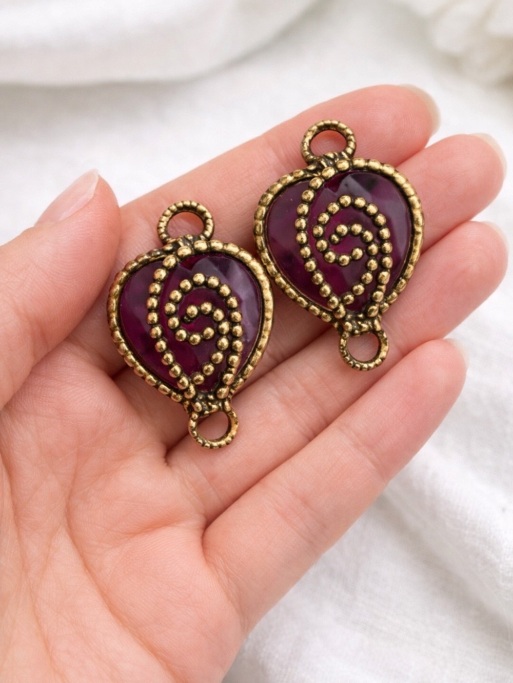 Vintage Magenta Heart Clip On Earrings Gold Tone Statement